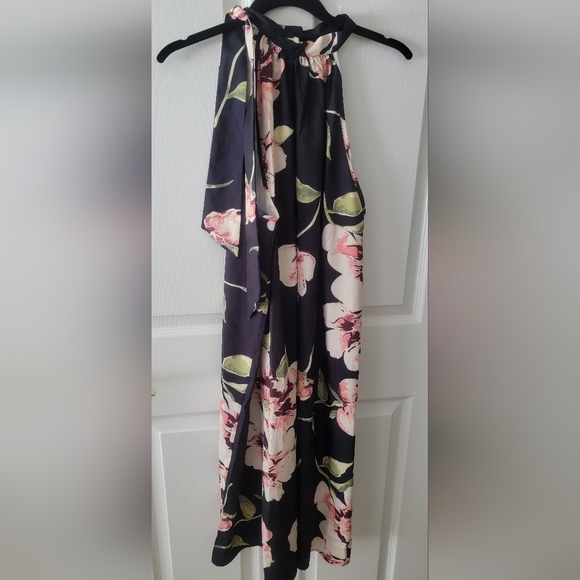 Allover Print Halter Dress Size 2XL - Picture 2 of 5